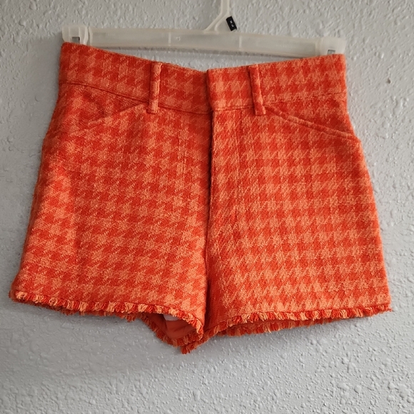 Zara Pants - Zara High Waist Orange Checkered Shorts